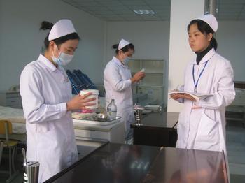 四川省卫生学校要招收凉山州的学生吗